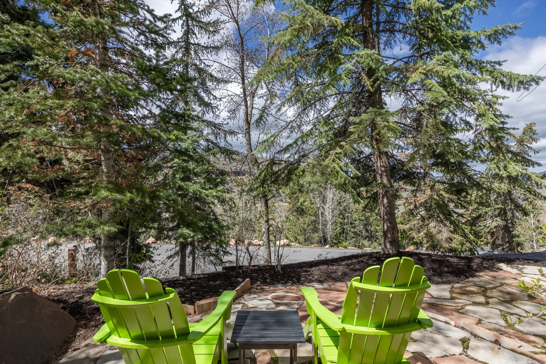  Nature-Inspired Living in the Heart of Park City