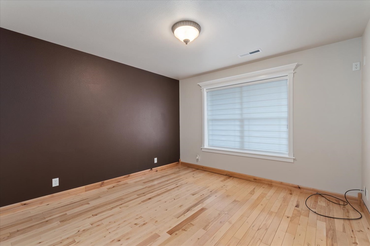 Mountain Home, Idaho, 83647, United States, 4 Bedrooms Bedrooms, ,5 BathroomsBathrooms,Residential,For Sale,1978242