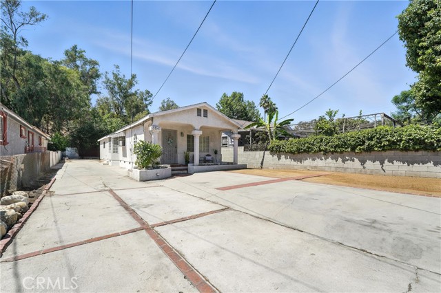 Los Angeles, California, 90042, United States, 3 Bedrooms Bedrooms, ,3 BathroomsBathrooms,Residential,For Sale,1909729