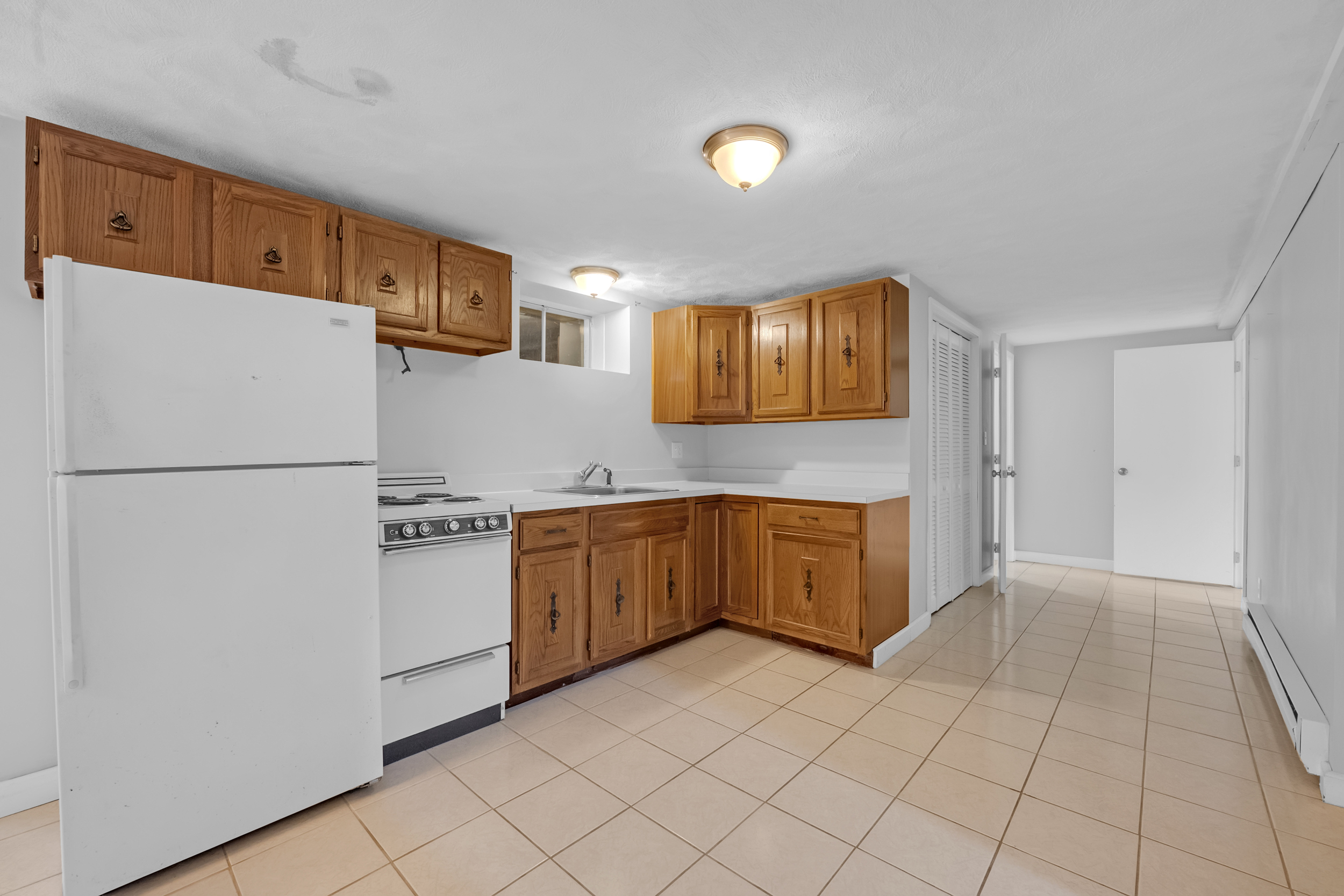 Wakefield, Massachusetts, 01880, United States, 4 Bedrooms Bedrooms, ,3 BathroomsBathrooms,Residential,For Sale,1978637