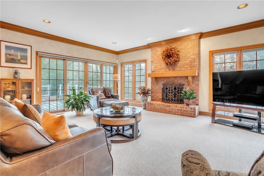 Hampton, Pennsylvania, 15044, United States, 5 Bedrooms Bedrooms, ,7 BathroomsBathrooms,Residential,For Sale,2001807