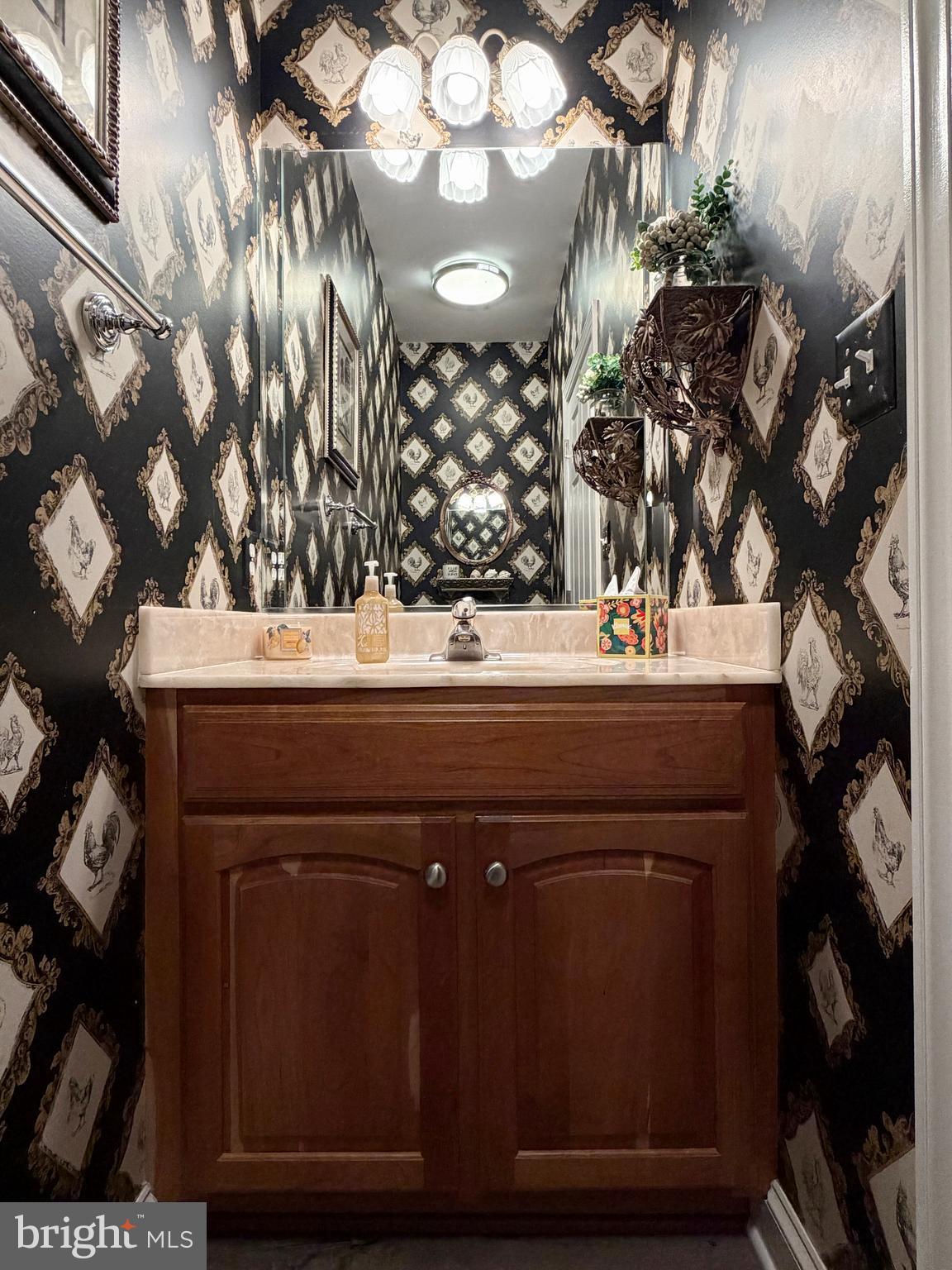 Issue, Maryland, 20645, United States, 4 Bedrooms Bedrooms, ,5 BathroomsBathrooms,Residential,For Sale,2000316