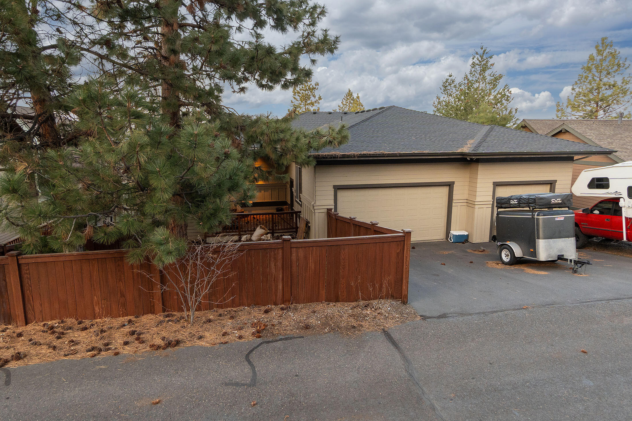 Bend, Oregon, 97703, United States, 4 Bedrooms Bedrooms, ,3 BathroomsBathrooms,Residential,For Sale,1805310