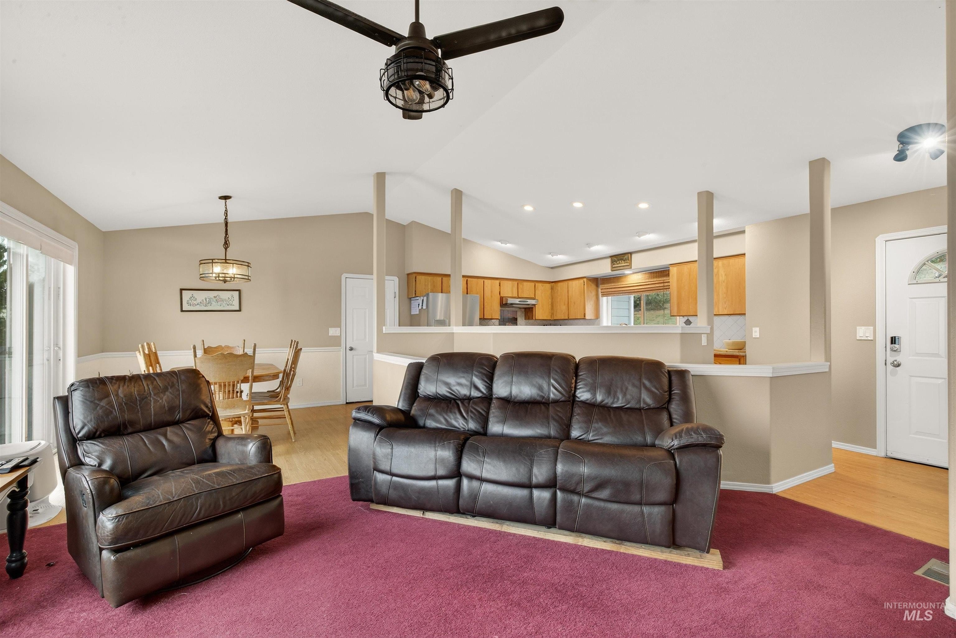 Clarkston, Washington, 99403, United States, 6 Bedrooms Bedrooms, ,3 BathroomsBathrooms,Residential,For Sale,2005676