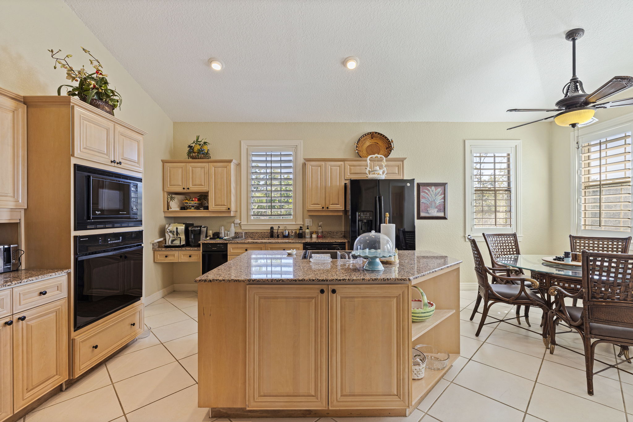 Tierra Verde, Florida, 33715, United States, 4 Bedrooms Bedrooms, ,5 BathroomsBathrooms,Residential,For Sale,1990775