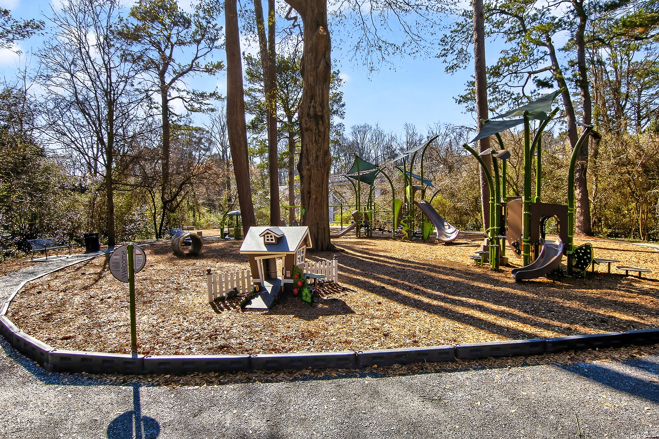  Beautiful, Light-filled Townhome in Historic Desirable Ardmore Park Neighborhood - 物件實景