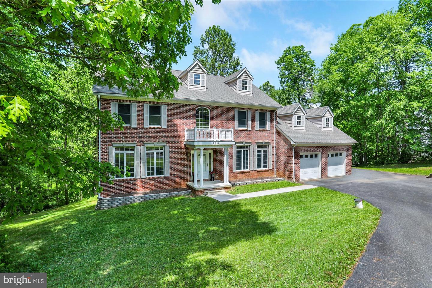 Delta, Pennsylvania, 17314, United States, 4 Bedrooms Bedrooms, ,4 BathroomsBathrooms,Residential,For Sale,1818041