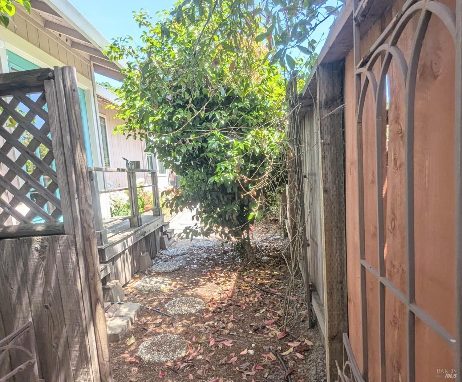 Santa Rosa, California, 95401, United States, 3 Bedrooms Bedrooms, ,2 BathroomsBathrooms,Residential,For Sale,1827098
