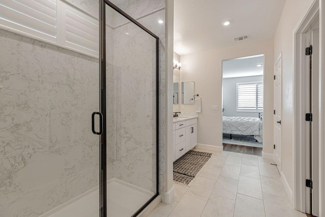 Sacramento, California, 95829, United States, 3 Bedrooms Bedrooms, ,2 BathroomsBathrooms,Residential,For Sale,1950991