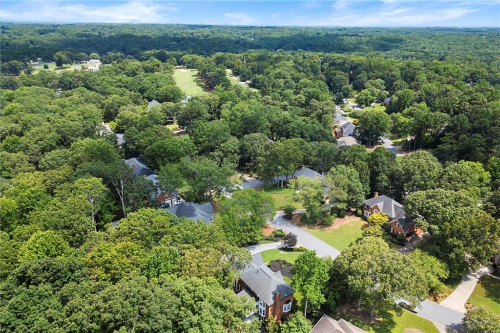 Roswell, Georgia, 30075, United States, 5 Bedrooms Bedrooms, ,5 BathroomsBathrooms,Residential,For Sale,1903038