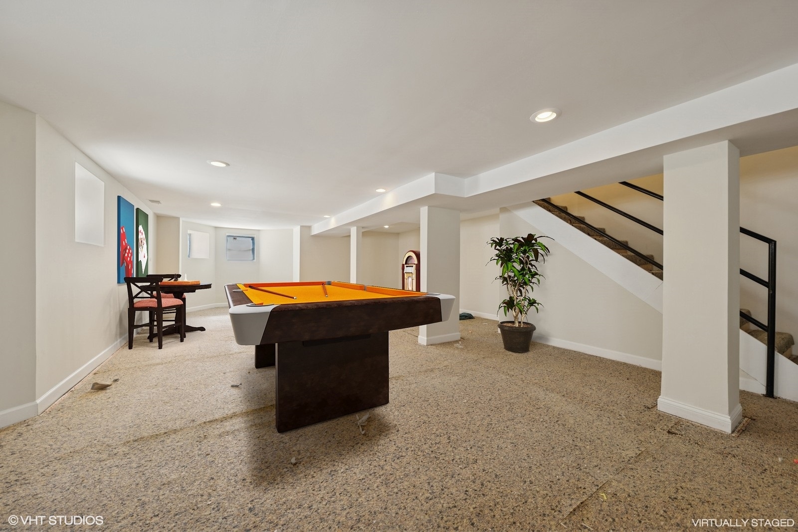 Chicago, Illinois, 60637, United States, 4 Bedrooms Bedrooms, ,3 BathroomsBathrooms,Residential,For Sale,1777528