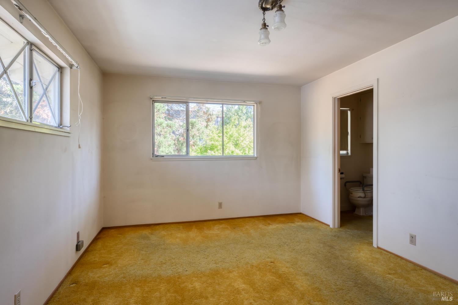 Petaluma, California, 94952, United States, 3 Bedrooms Bedrooms, ,3 BathroomsBathrooms,Residential,For Sale,1981148