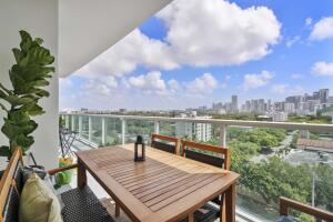 Miami, Florida, 33129, United States, 2 Bedrooms Bedrooms, ,2 BathroomsBathrooms,Residential,For Sale,1904371