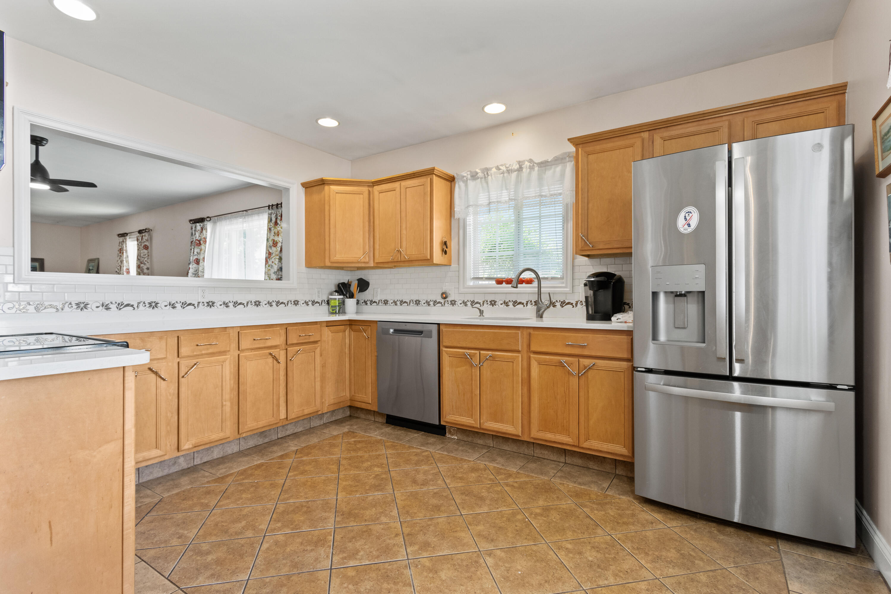 Old Orchard Beach, Maine, 04064, United States, 3 Bedrooms Bedrooms, ,2 BathroomsBathrooms,Residential,For Sale,1906267