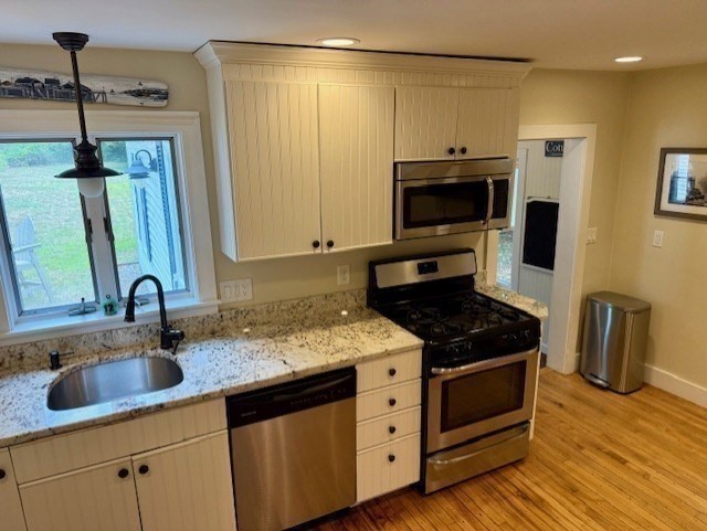 Barnstable, Massachusetts, 02635, United States, 4 Bedrooms Bedrooms, ,1 BathroomBathrooms,Residential,For Sale,1918214