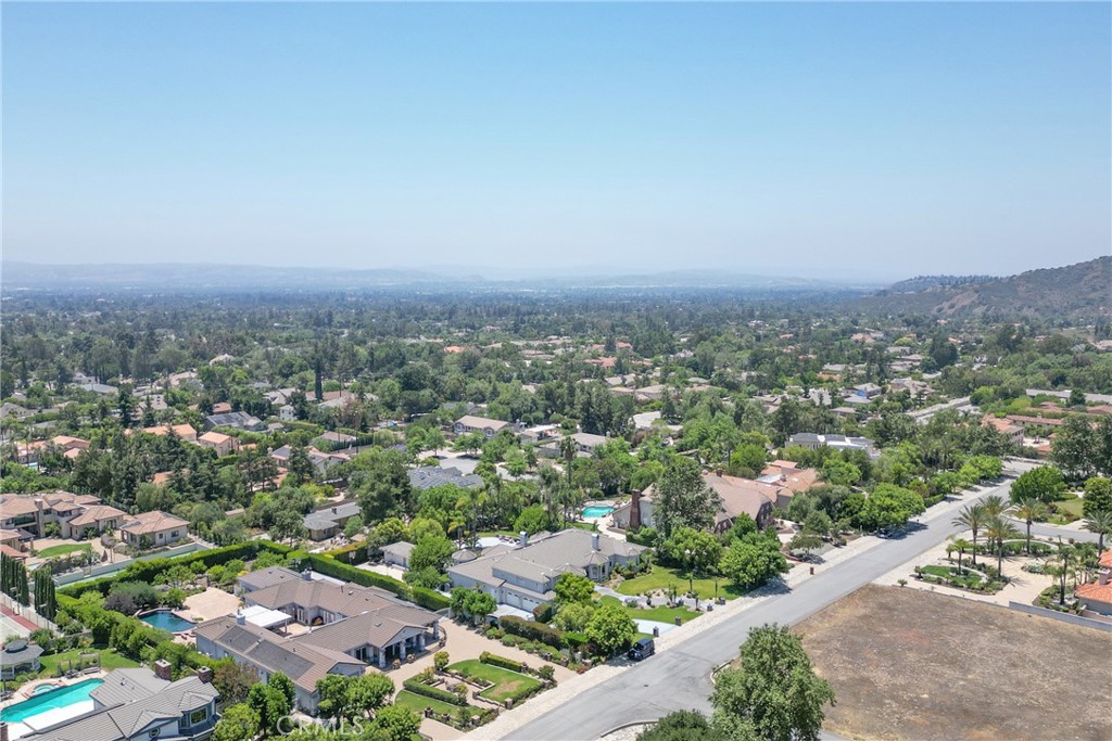 Claremont, California, 91711, United States, 4 Bedrooms Bedrooms, ,6 BathroomsBathrooms,Residential,For Sale,1893668