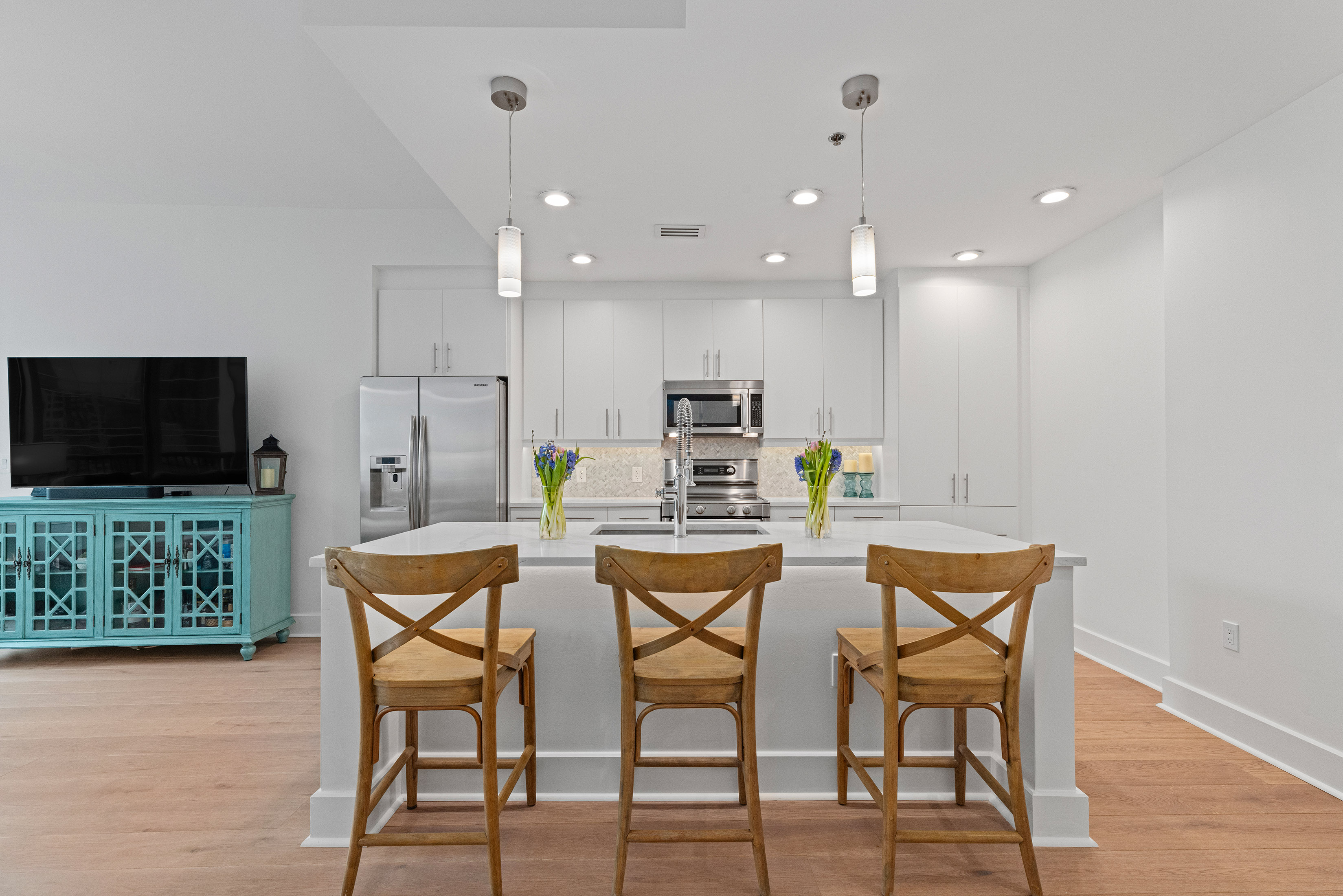  Exceptional Condo Offer Offers an Array of Amenities in a Prime Location - 物件實景