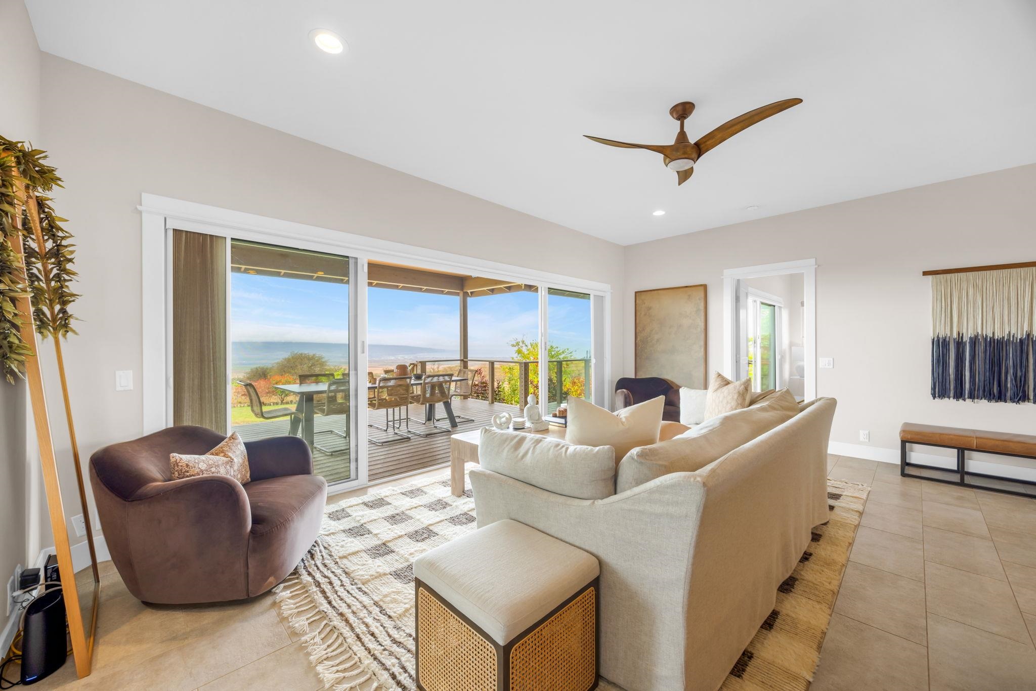 Kula, Hawaii, 96790, United States, 2 Bedrooms Bedrooms, ,2 BathroomsBathrooms,Residential,For Sale,1990288