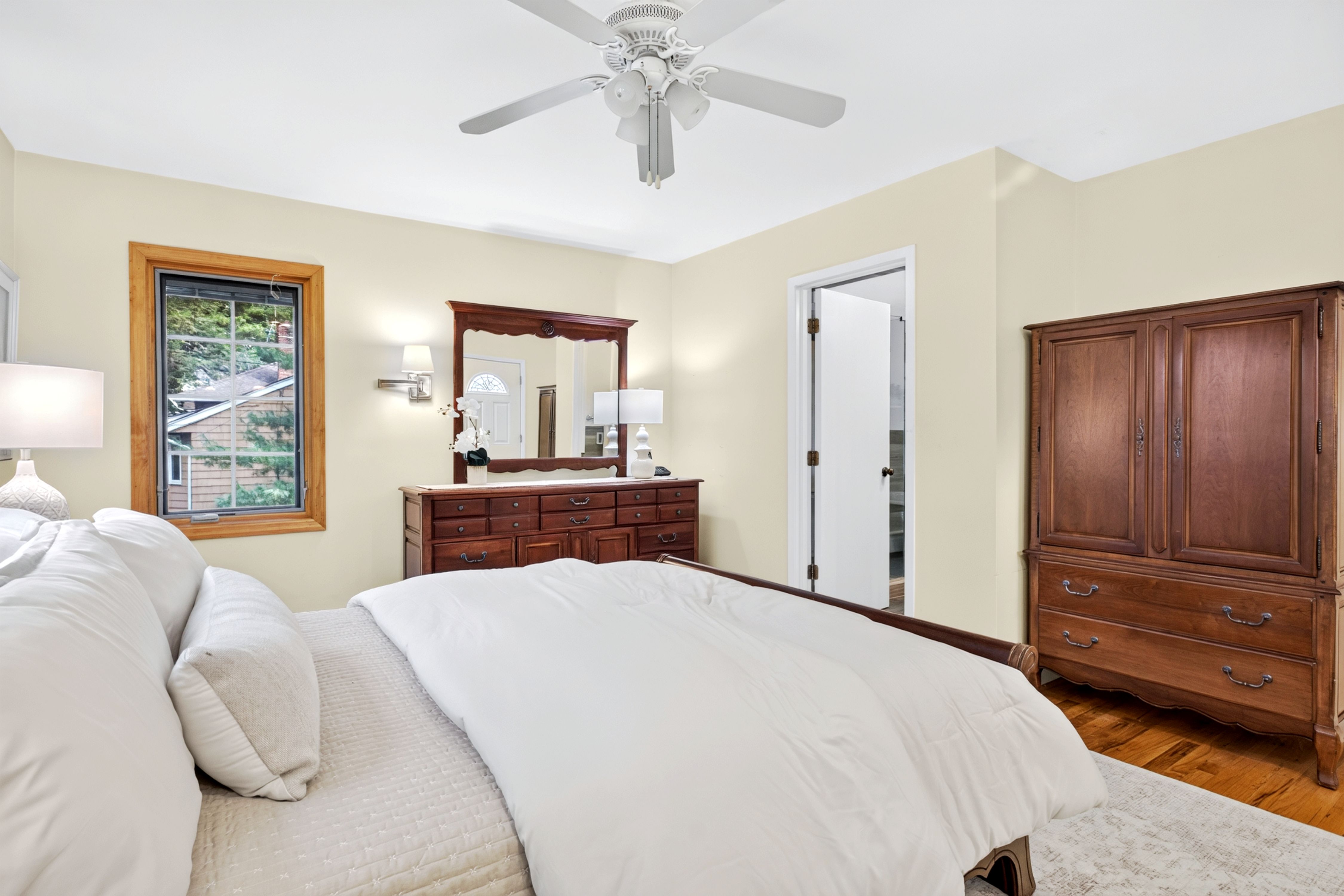  75 Plymouth Road, Manhasset, NY 11030 - 物件實景