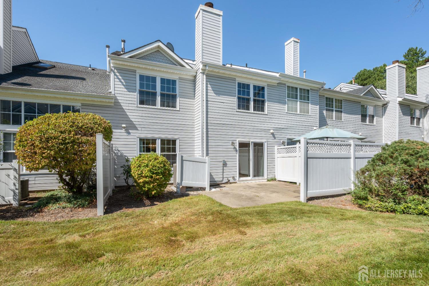 Sayreville, New Jersey, 08872, United States, 3 Bedrooms Bedrooms, ,3 BathroomsBathrooms,Residential,For Sale,1937577