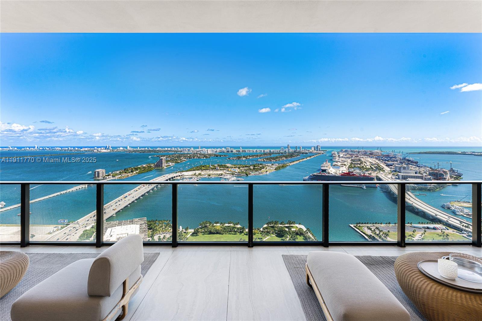 Miami, Florida, 33132, United States, 6 Bedrooms Bedrooms, ,7 BathroomsBathrooms,Residential,For Sale,1991375