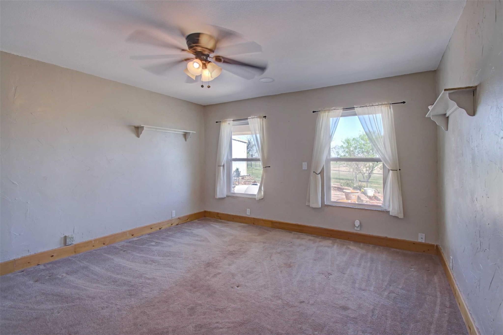 Springtown, Texas, 76082, United States, 3 Bedrooms Bedrooms, ,2 BathroomsBathrooms,Residential,For Sale,2049290