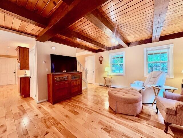 Sanford, Maine, 04083, United States, 3 Bedrooms Bedrooms, ,2 BathroomsBathrooms,Residential,For Sale,1940067