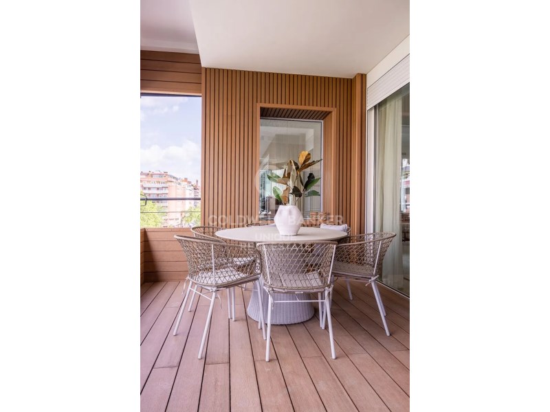 Madrid, Comunidad de Madrid, ES, 3 Bedrooms Bedrooms, ,4 BathroomsBathrooms,Residential,For Sale,1867258