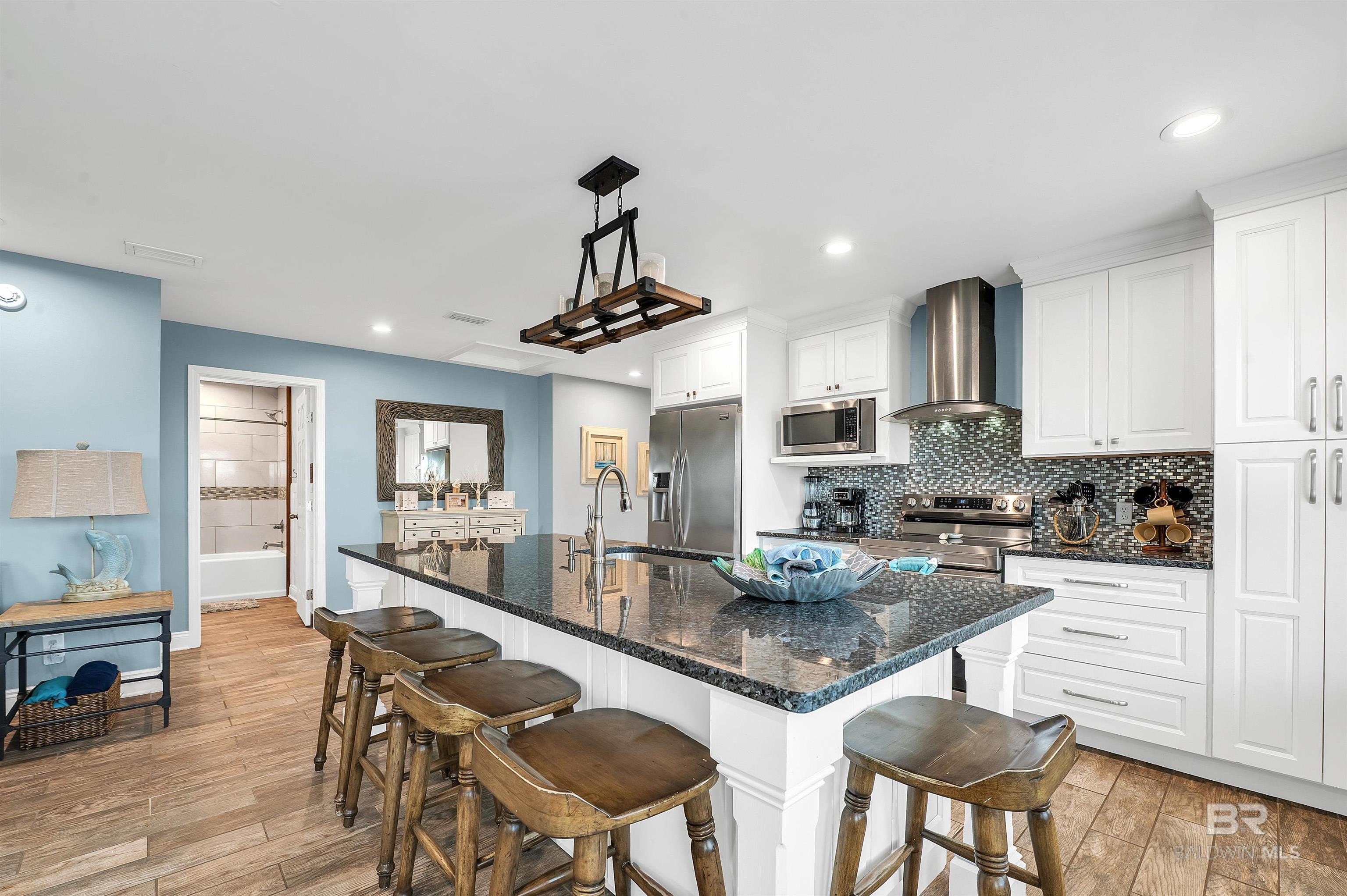 Gulf Shores, Alabama, 36542, United States, 3 Bedrooms Bedrooms, ,3 BathroomsBathrooms,Residential,For Sale,1984427