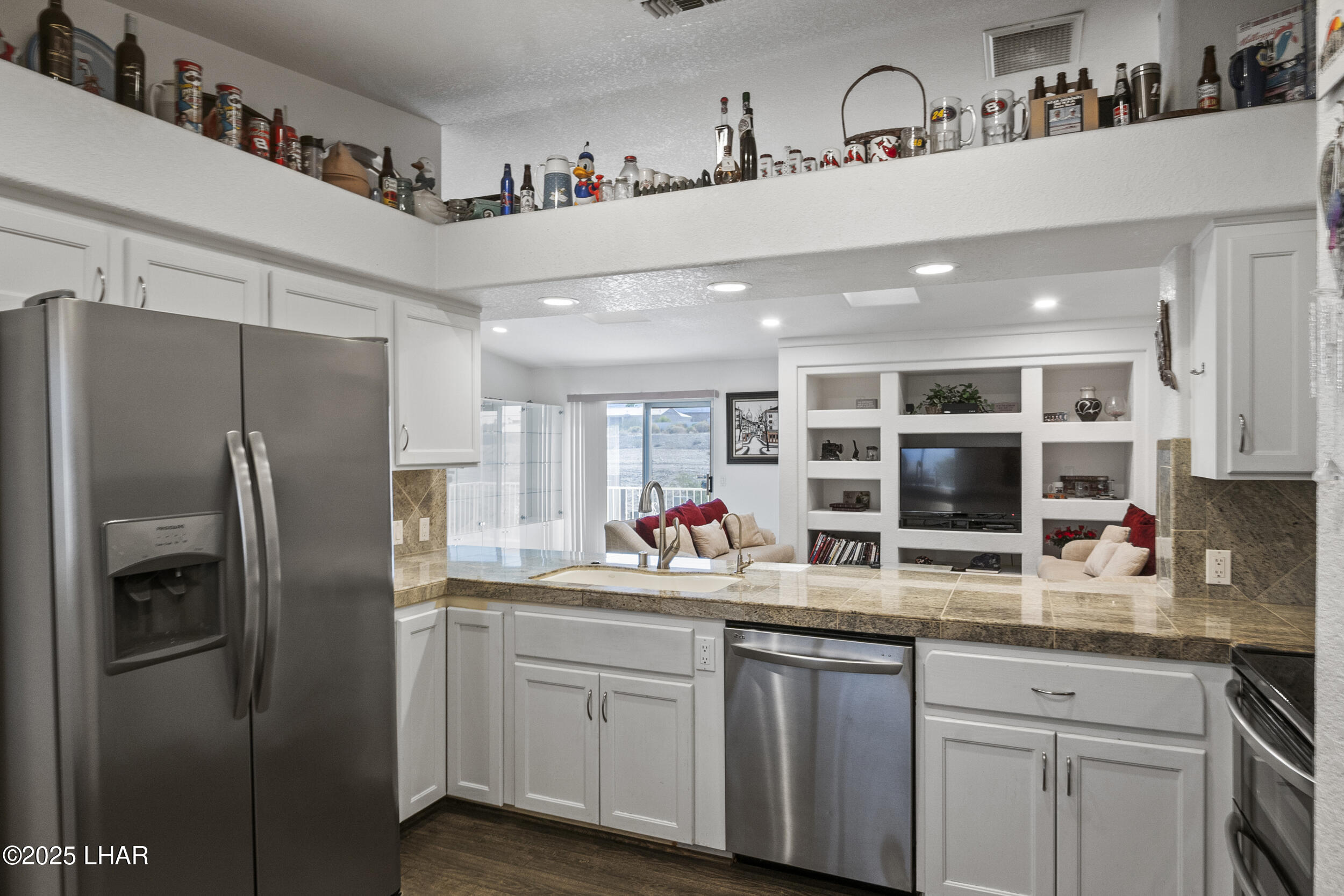 Lake Havasu City, Arizona, 86404, United States, 3 Bedrooms Bedrooms, ,1 BathroomBathrooms,Residential,For Sale,1883374