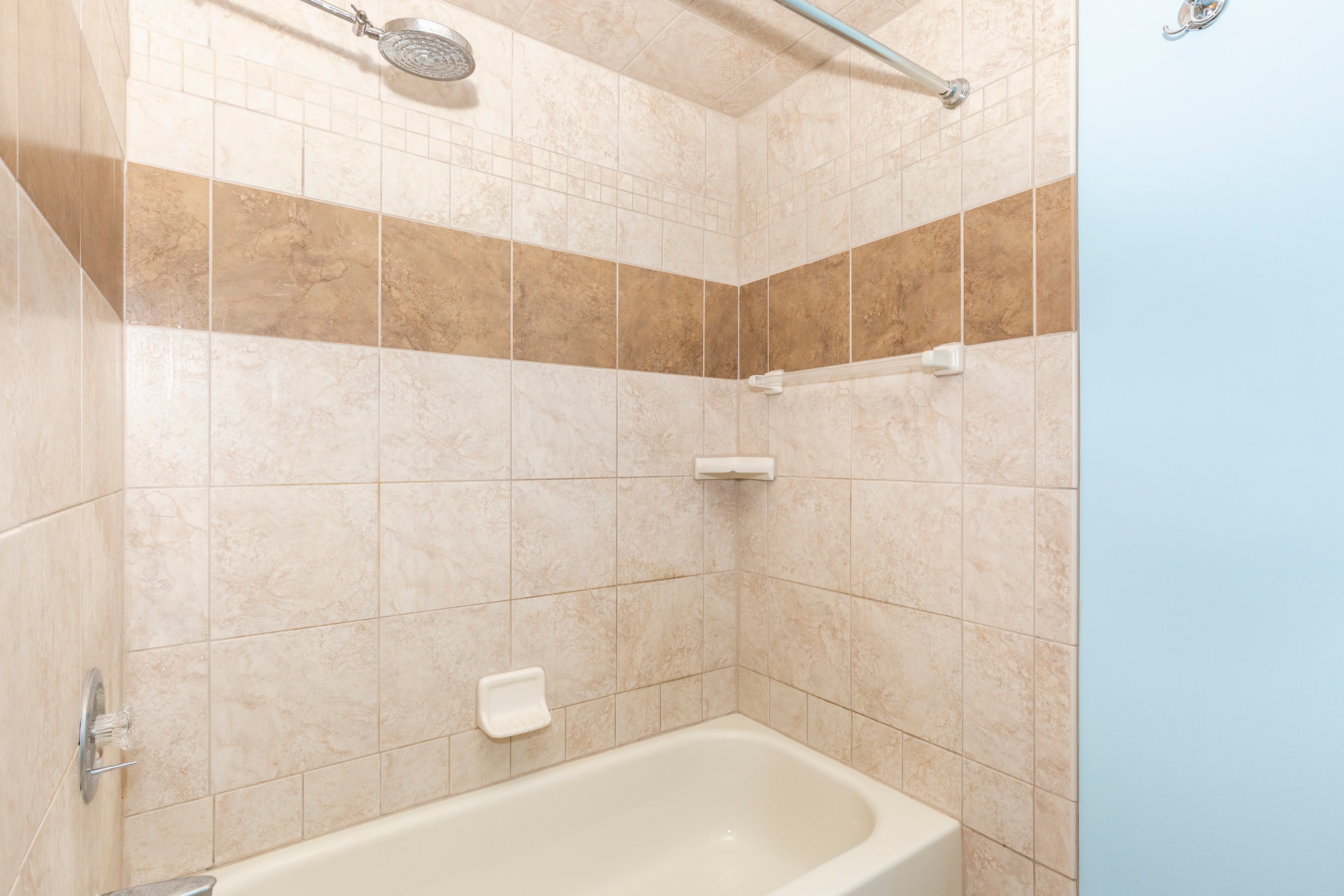  NONE AVAILABLE - 物件實景