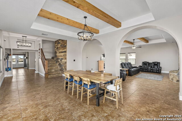La Vernia, Texas, 78121, United States, 6 Bedrooms Bedrooms, ,4 BathroomsBathrooms,Residential,For Sale,1737147