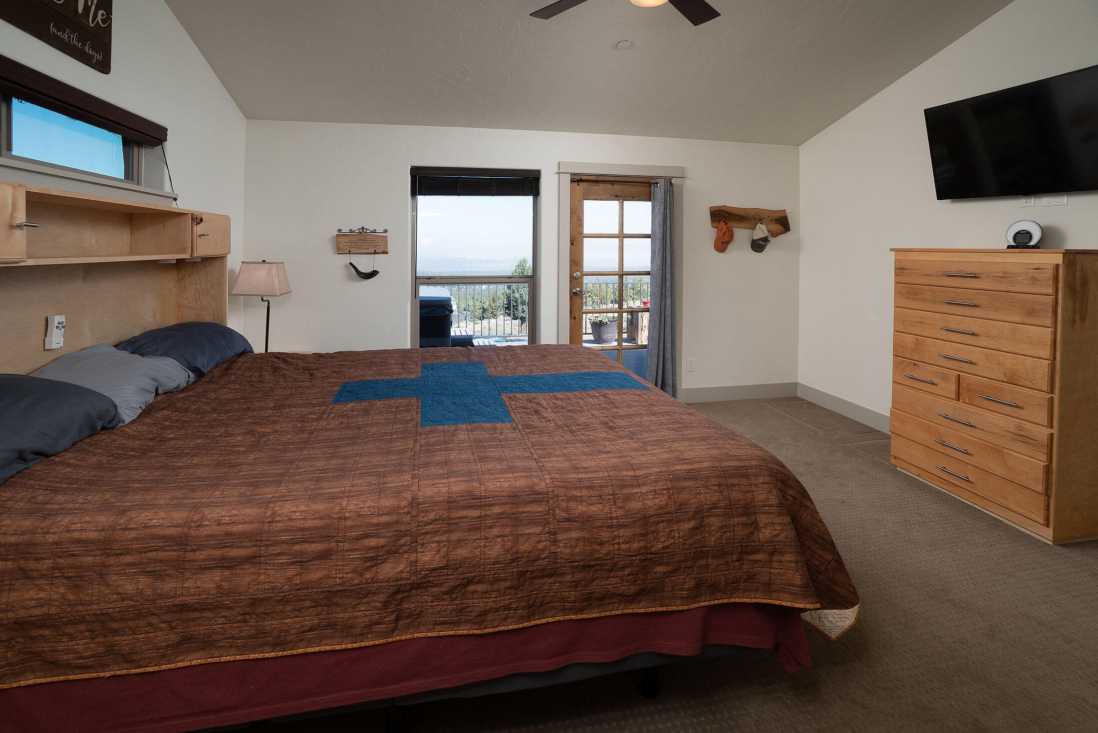 Prineville, Oregon, 97754, United States, 3 Bedrooms Bedrooms, ,2 BathroomsBathrooms,Residential,For Sale,1903608