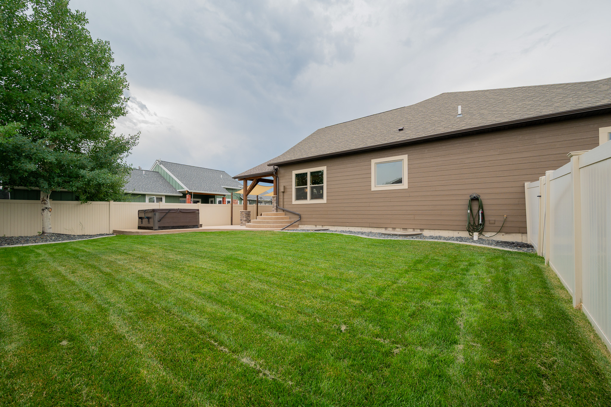 Helena, Montana, 59602, United States, 4 Bedrooms Bedrooms, ,3 BathroomsBathrooms,Residential,For Sale,1974556