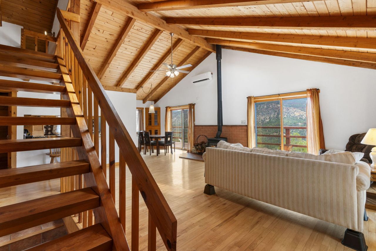 Jemez Springs, New Mexico, 87025, United States, 3 Bedrooms Bedrooms, ,2 BathroomsBathrooms,Residential,For Sale,1903499
