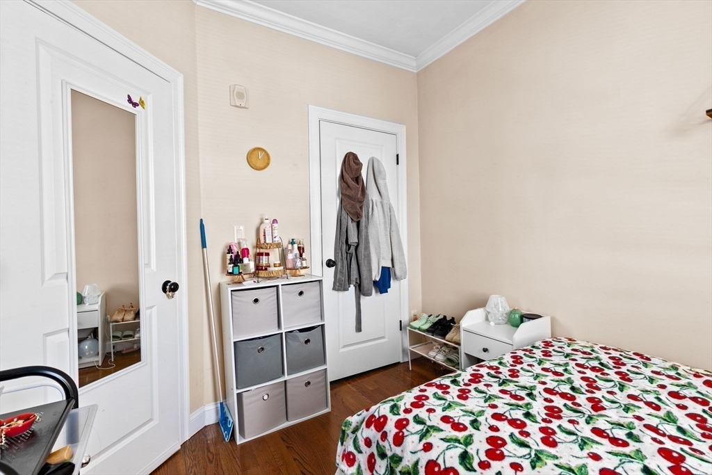 Boston, Massachusetts, 02121, United States, 11 Bedrooms Bedrooms, ,3 BathroomsBathrooms,Residential,For Sale,1998494