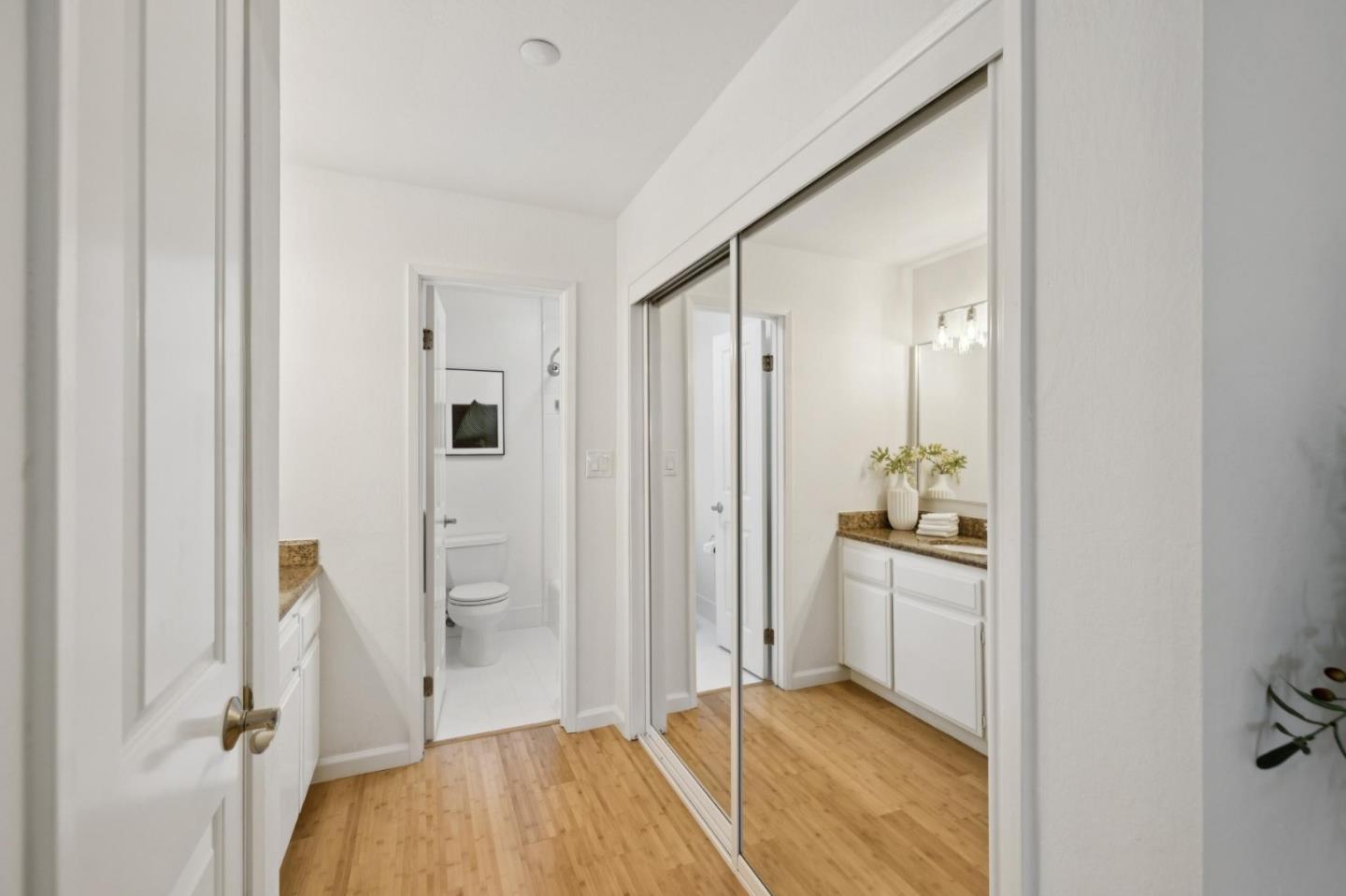 Los Altos, California, 94022, United States, 2 Bedrooms Bedrooms, ,2 BathroomsBathrooms,Residential,For Sale,1902486
