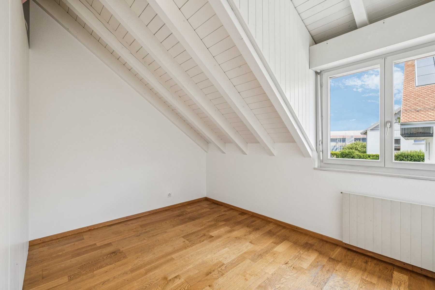  STUNNING, RENOVATED DUPLEX WITH LOTS OF CHARACTER - 物件實景