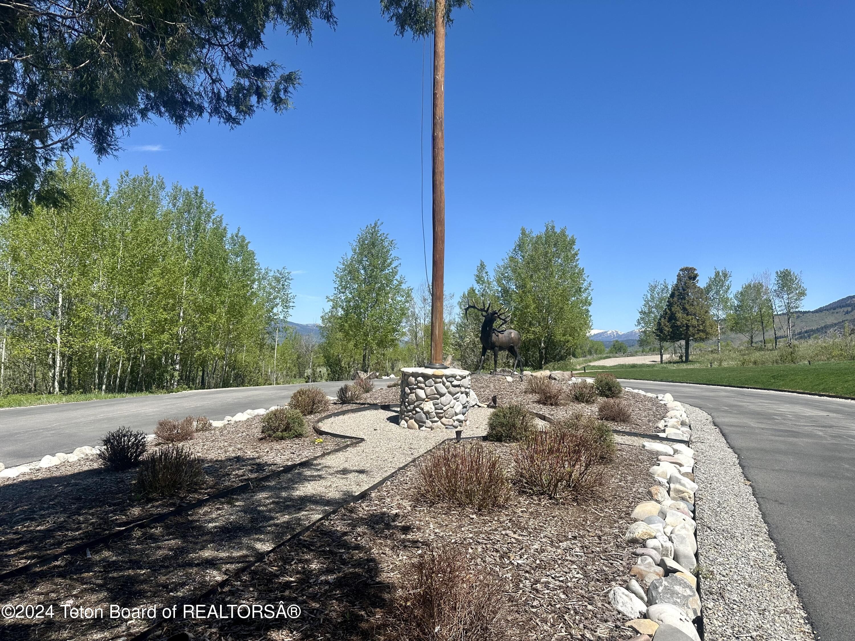501 KEYSTONE Trail, Etna, Wyoming, 83118, United States, 5 Bedrooms Bedrooms, ,4 BathroomsBathrooms,Residential,For Sale,501 KEYSTONE Trail,1517312