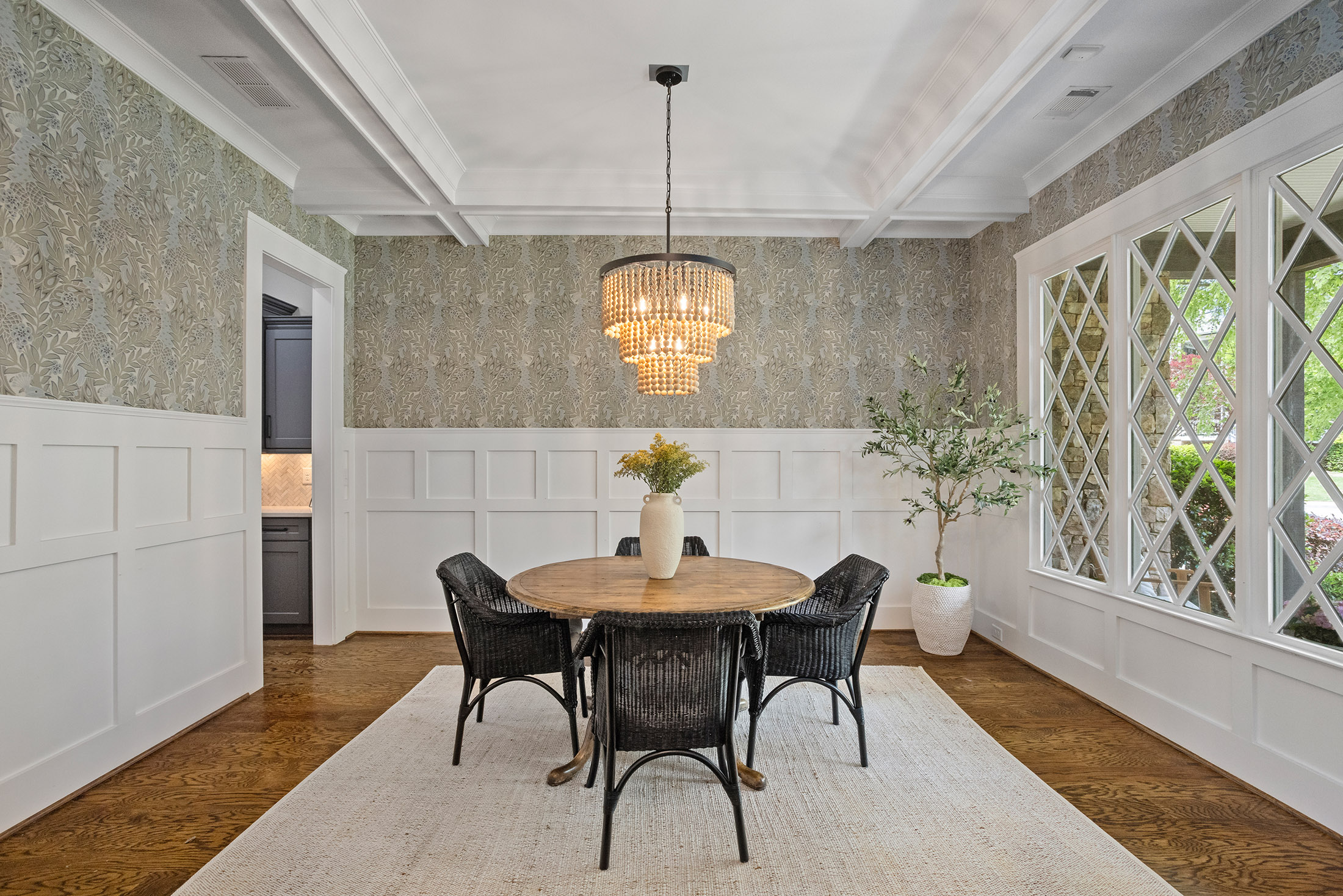  Extraordinary Custom-Built Home in Brookhaven - 物件實景