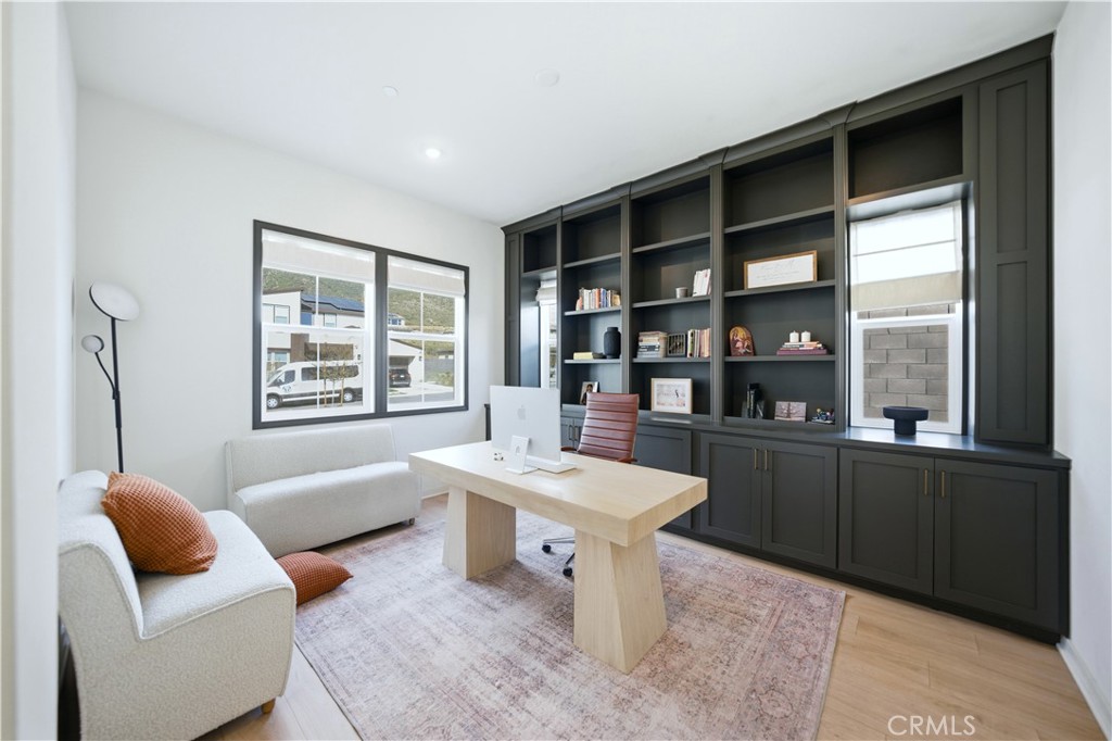 Fontana, California, 92336, United States, 4 Bedrooms Bedrooms, ,3 BathroomsBathrooms,Residential,For Sale,1995371