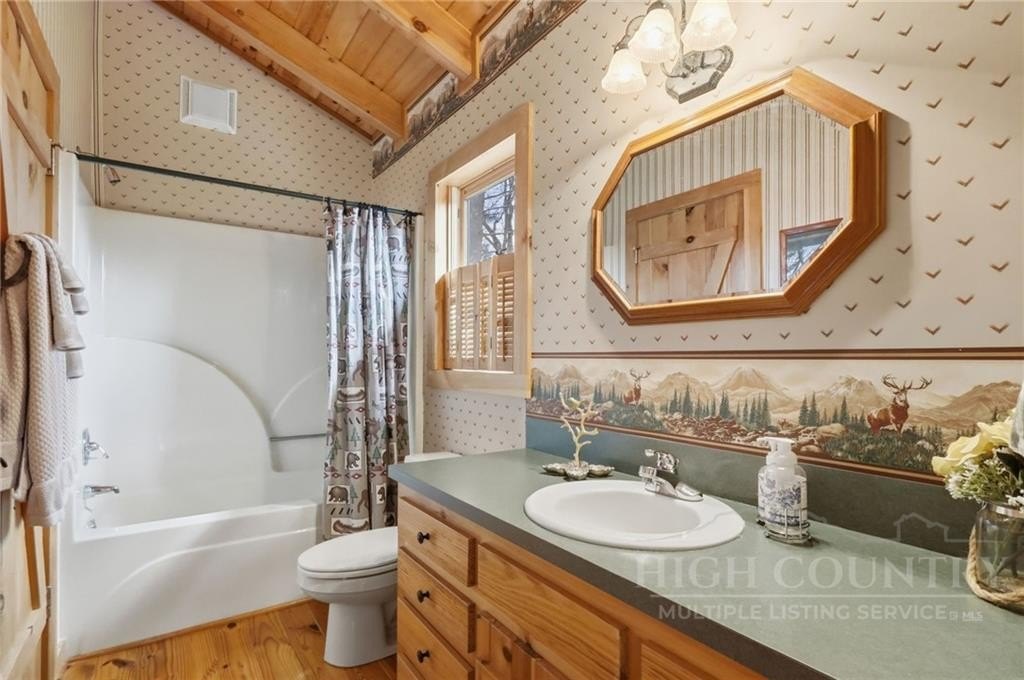 Ferguson, North Carolina, 28624, United States, 2 Bedrooms Bedrooms, ,2 BathroomsBathrooms,Residential,For Sale,2033165