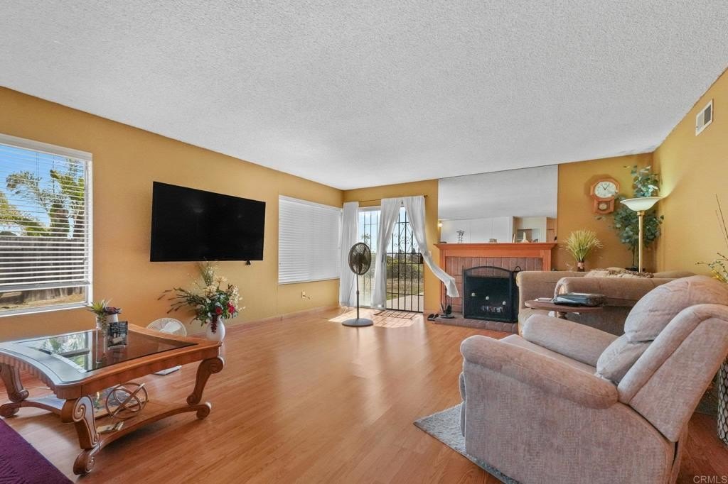 San Diego, California, 92139, United States, 3 Bedrooms Bedrooms, ,2 BathroomsBathrooms,Residential,For Sale,1933345