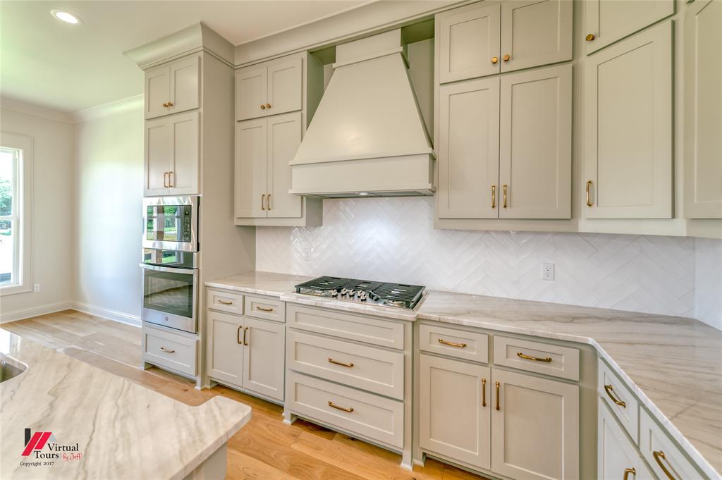 Shreveport, Louisiana, 71106, United States, 5 Bedrooms Bedrooms, ,4 BathroomsBathrooms,Residential,For Sale,1890779