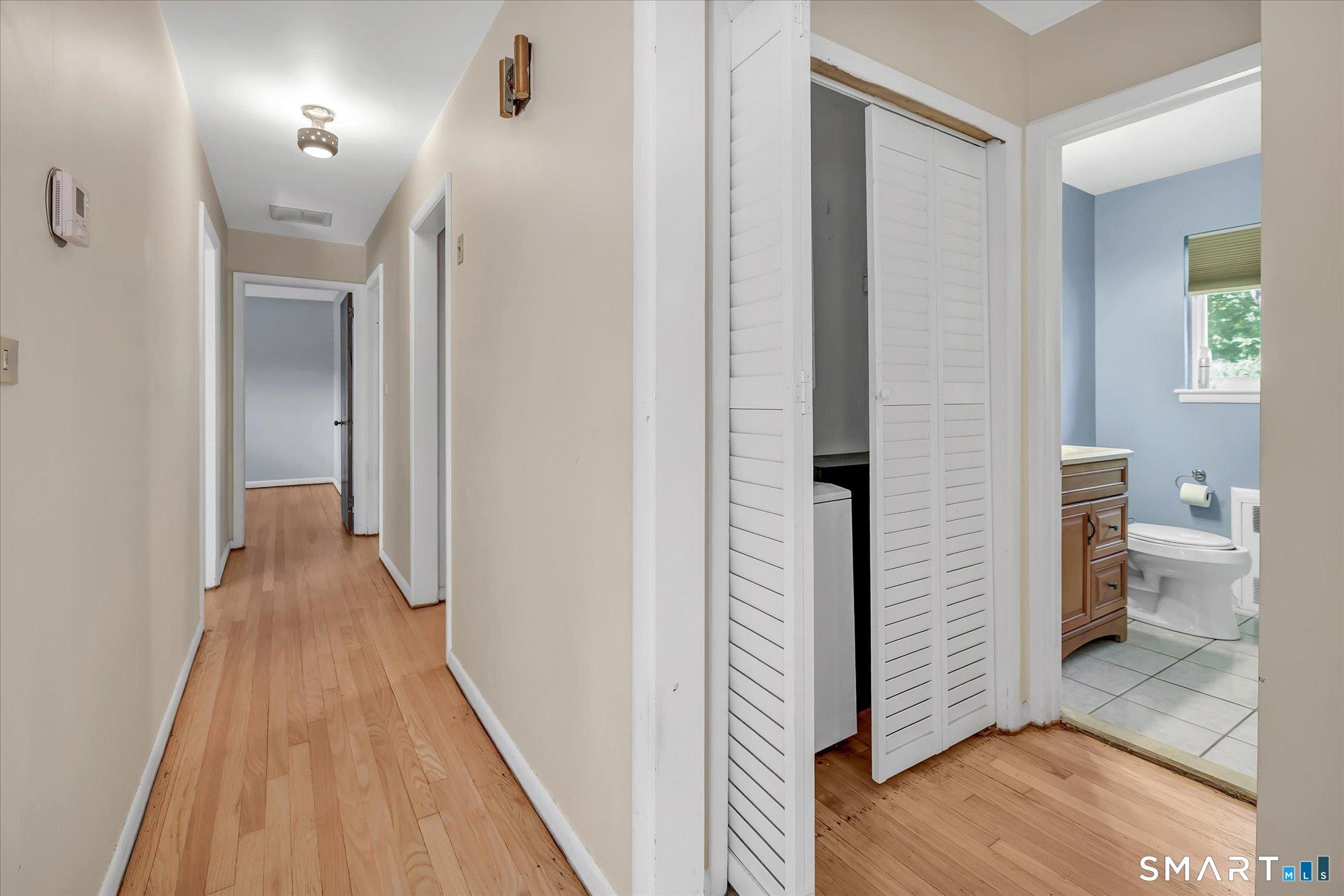 Trumbull, Connecticut, 06611, United States, 3 Bedrooms Bedrooms, ,2 BathroomsBathrooms,Residential,For Sale,2048685