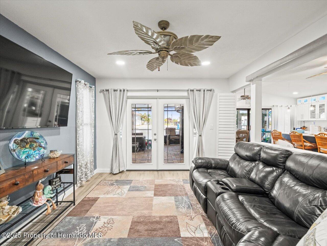 Hernando Beach, Florida, 34607, United States, 3 Bedrooms Bedrooms, ,3 BathroomsBathrooms,Residential,For Sale,1796960