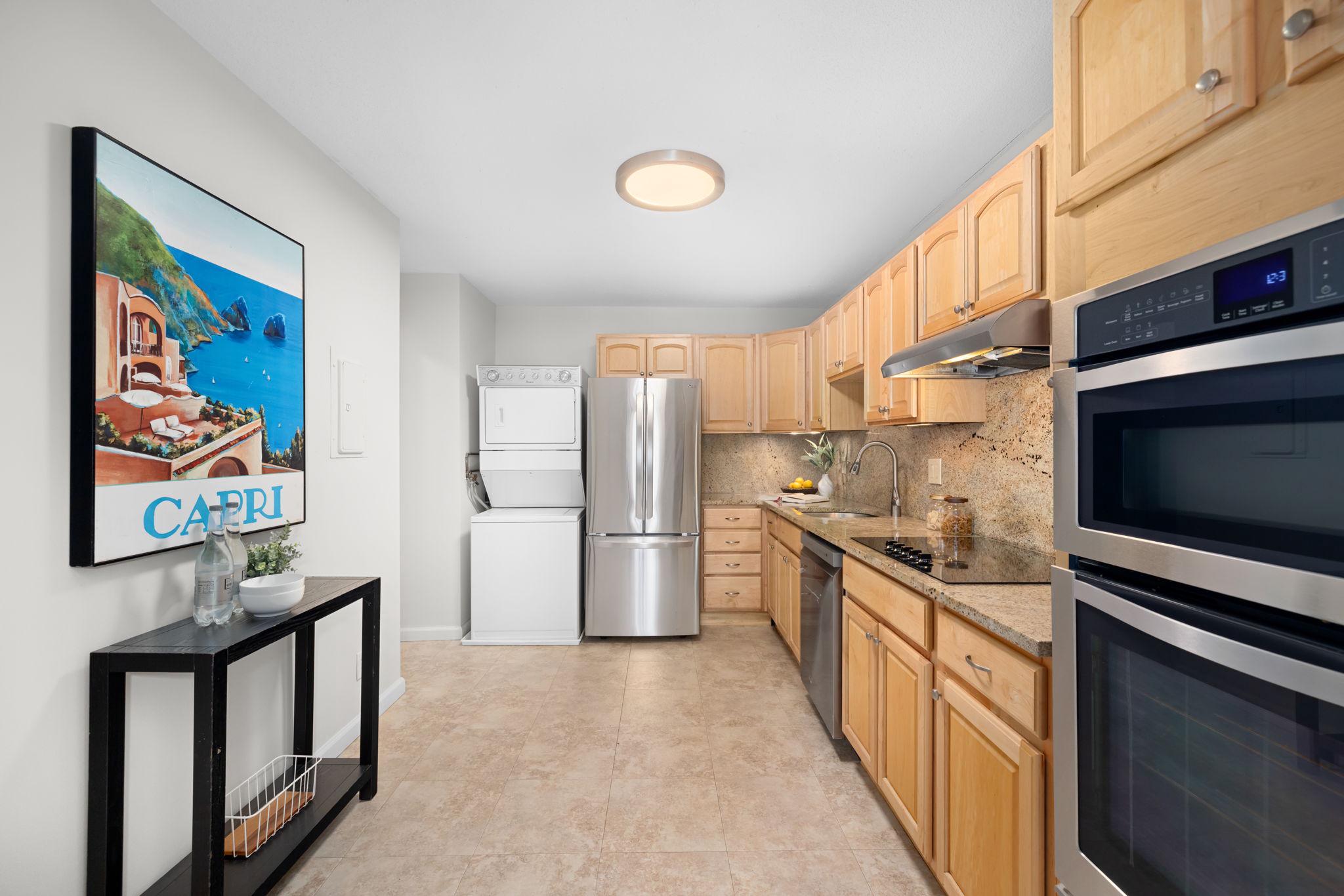  8370 Greensboro Drive, Mclean, VA, 22102 - 物件實景