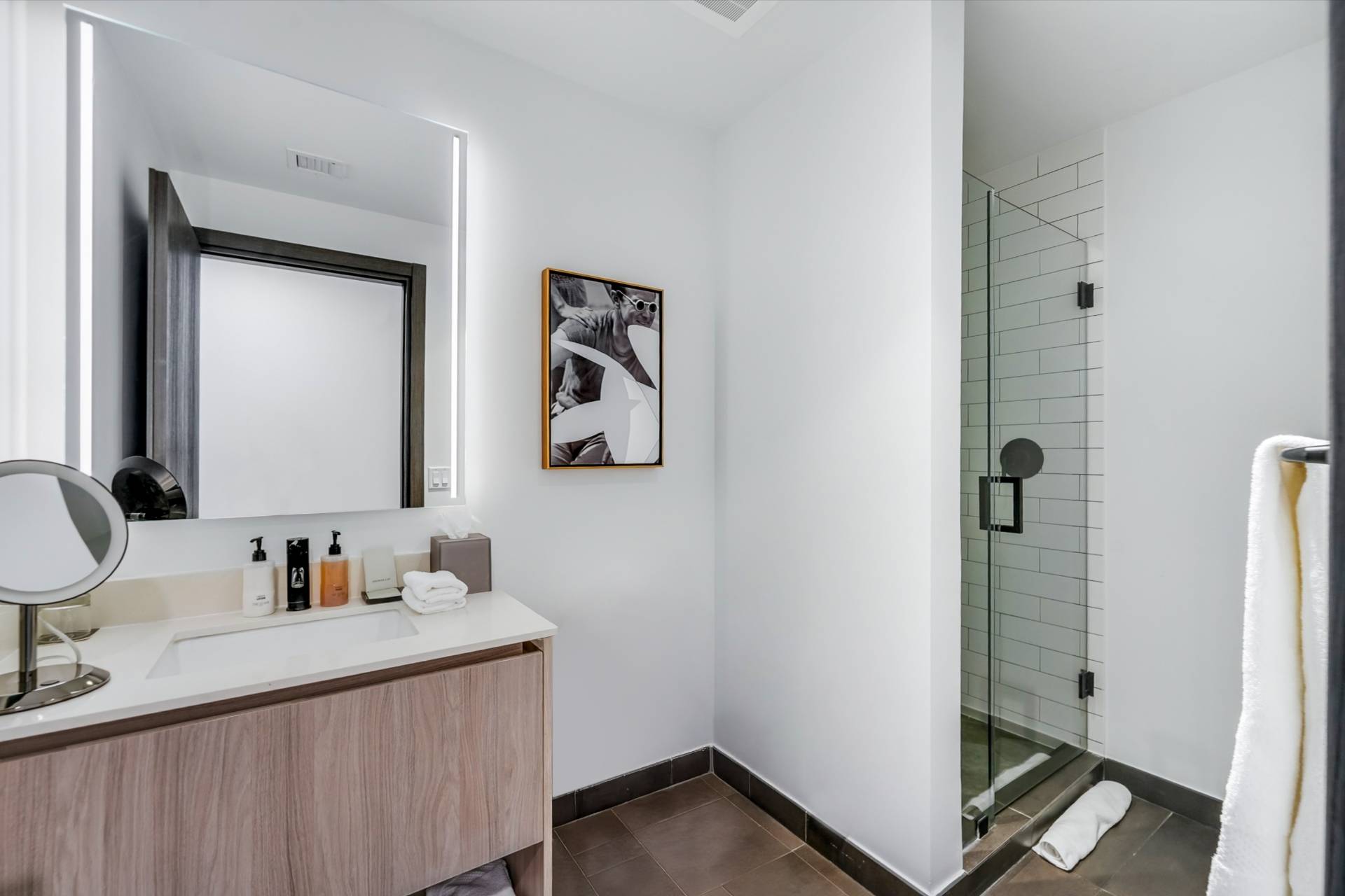  398 NE 5th St, Miami, FL, 33132 - 物件實景