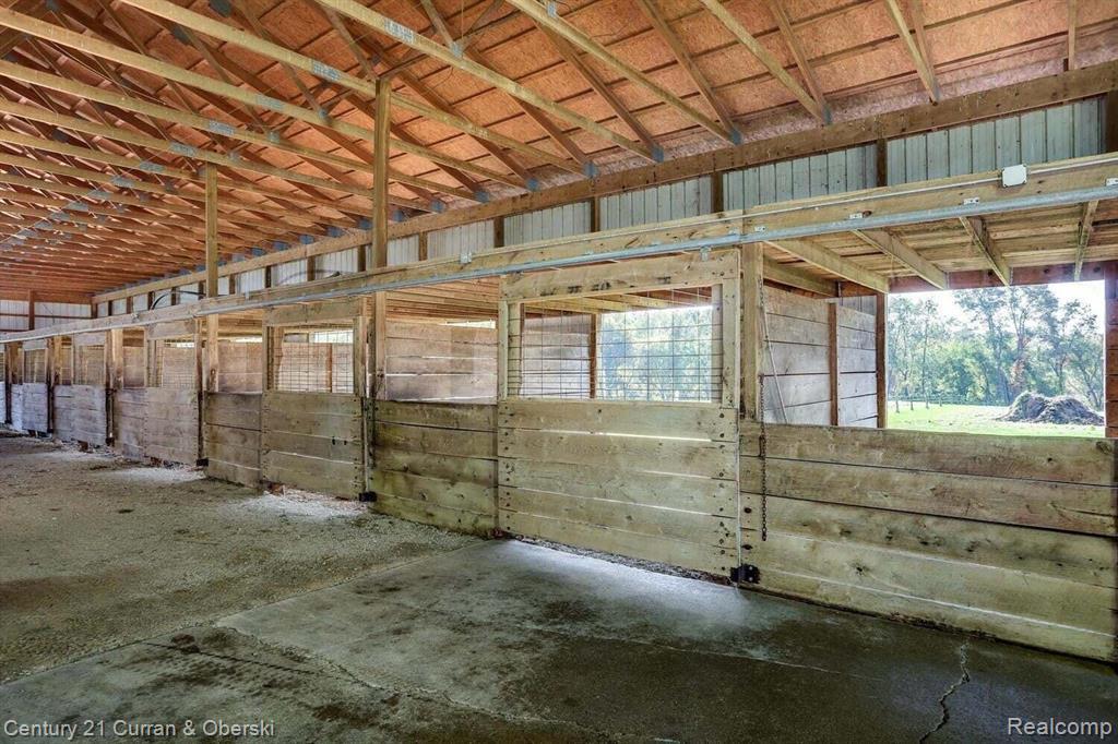 Jackson, Michigan, 49201, United States, 4 Bedrooms Bedrooms, ,3 BathroomsBathrooms,Residential,For Sale,1980498