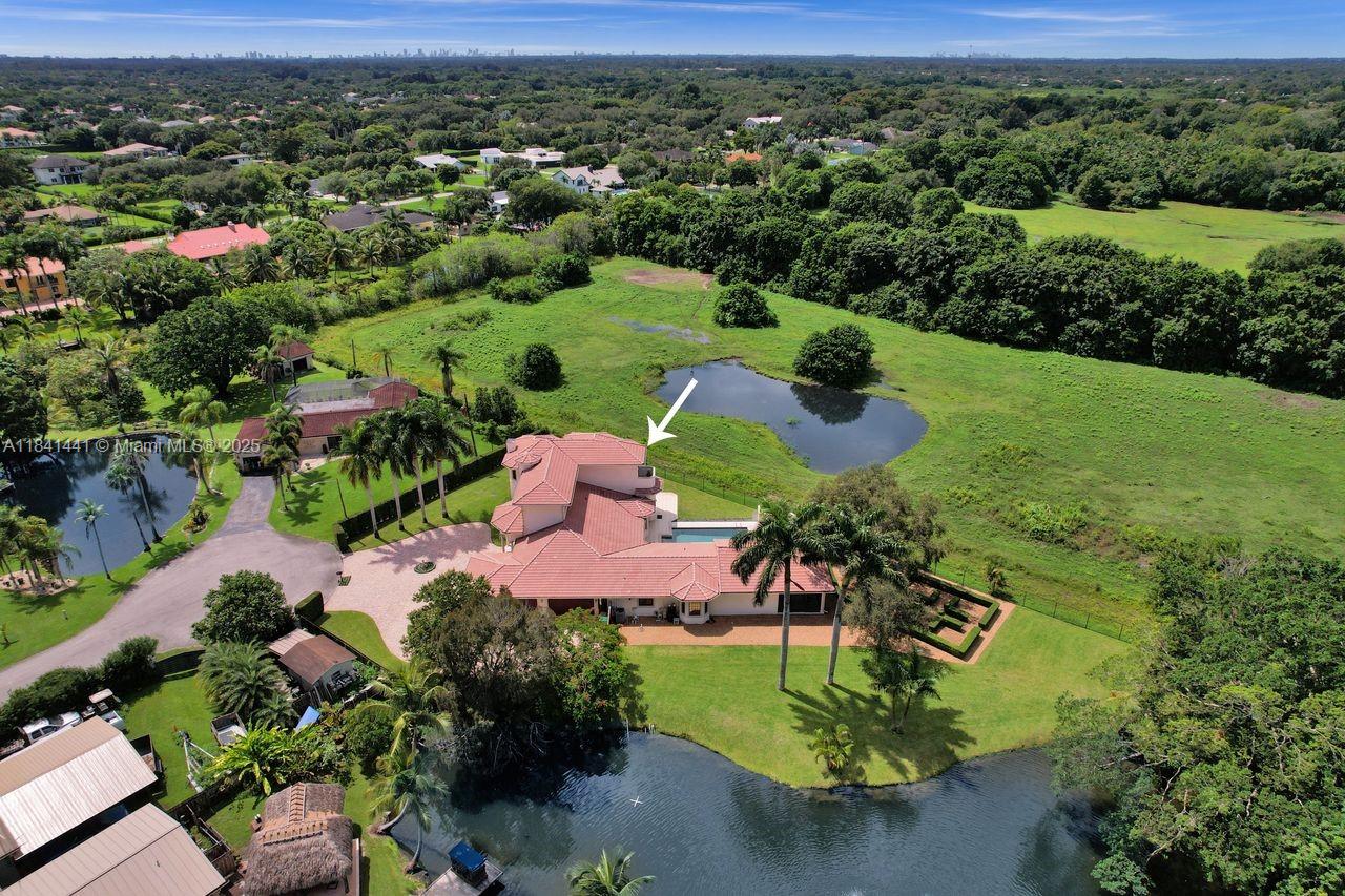 Davie, Florida, 33330, United States, 5 Bedrooms Bedrooms, ,5 BathroomsBathrooms,Residential,For Sale,1896833